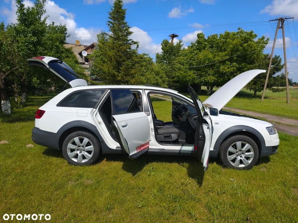 Audi A6 Allroad - 34