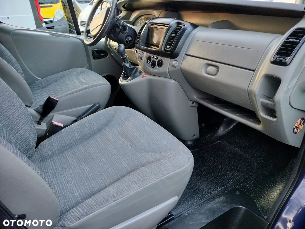 Opel vivaro - 20