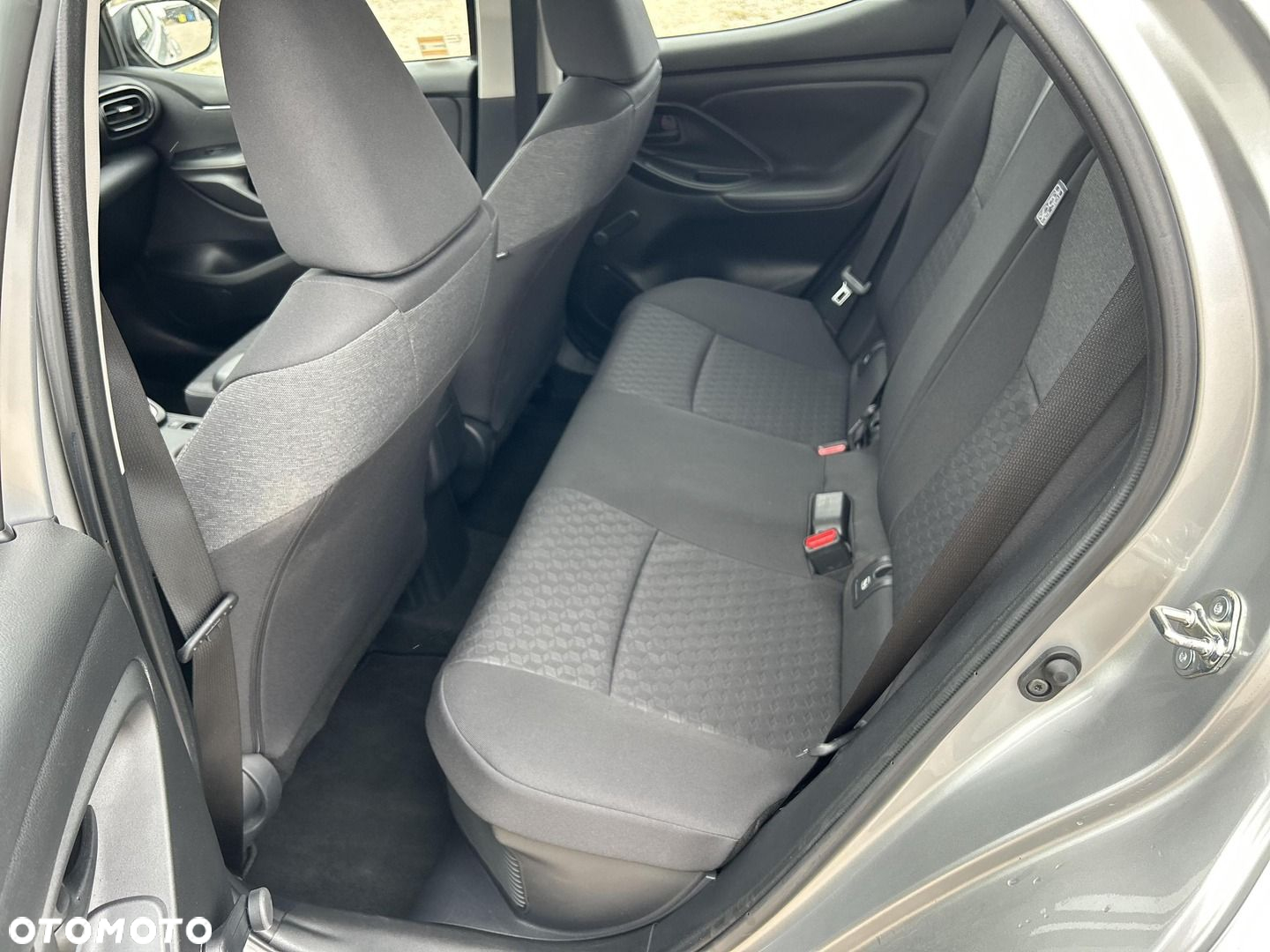 Toyota Yaris - 11
