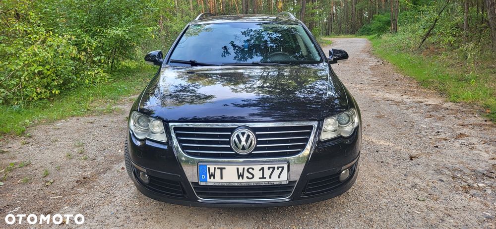 Volkswagen Passat - 2