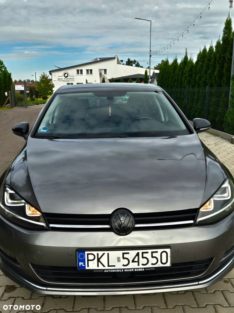Volkswagen Golf - 8