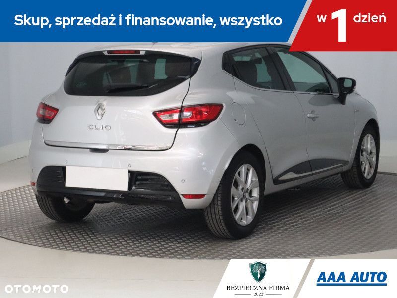 Renault Clio - 7