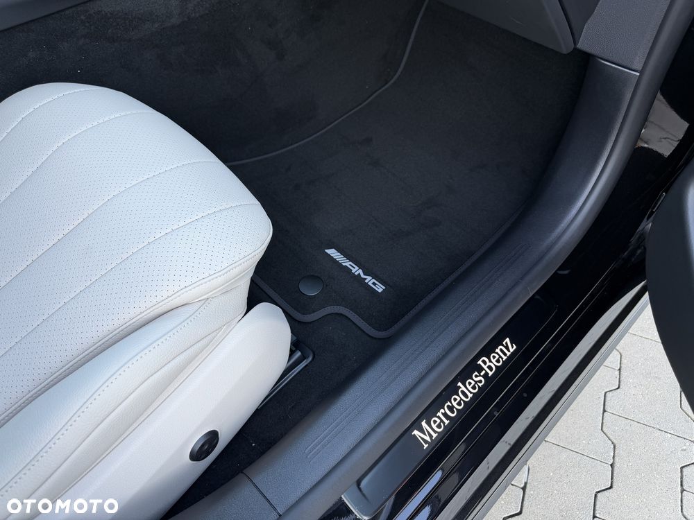 Mercedes-Benz Klasa E 220 d 4-Matic AMG - 29