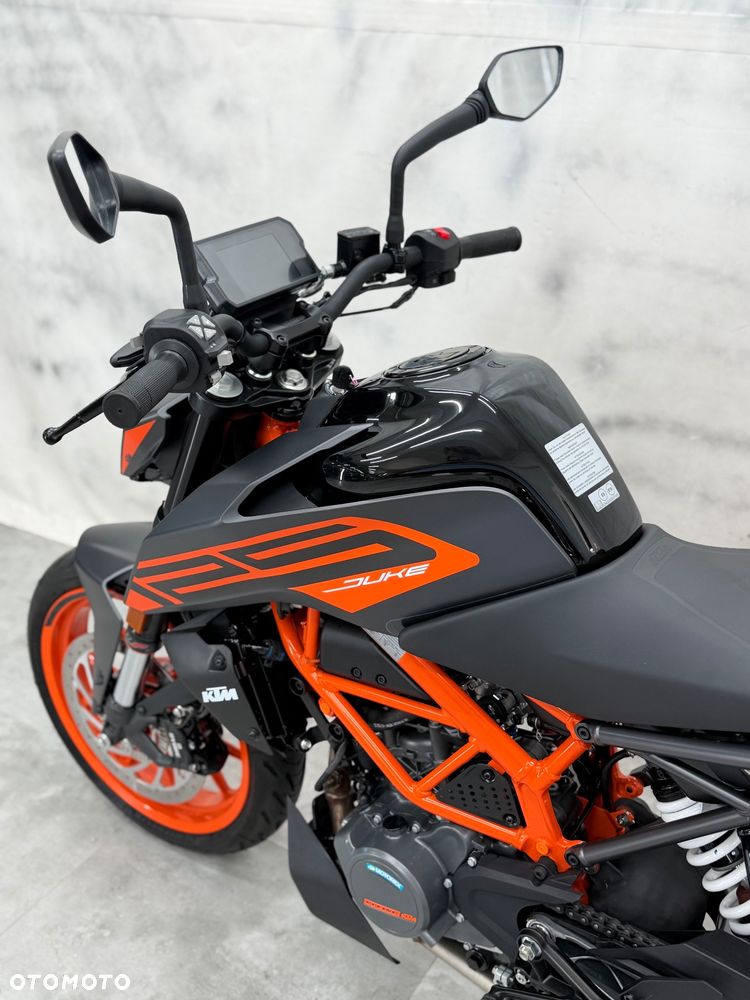 KTM Duke 125 - 7