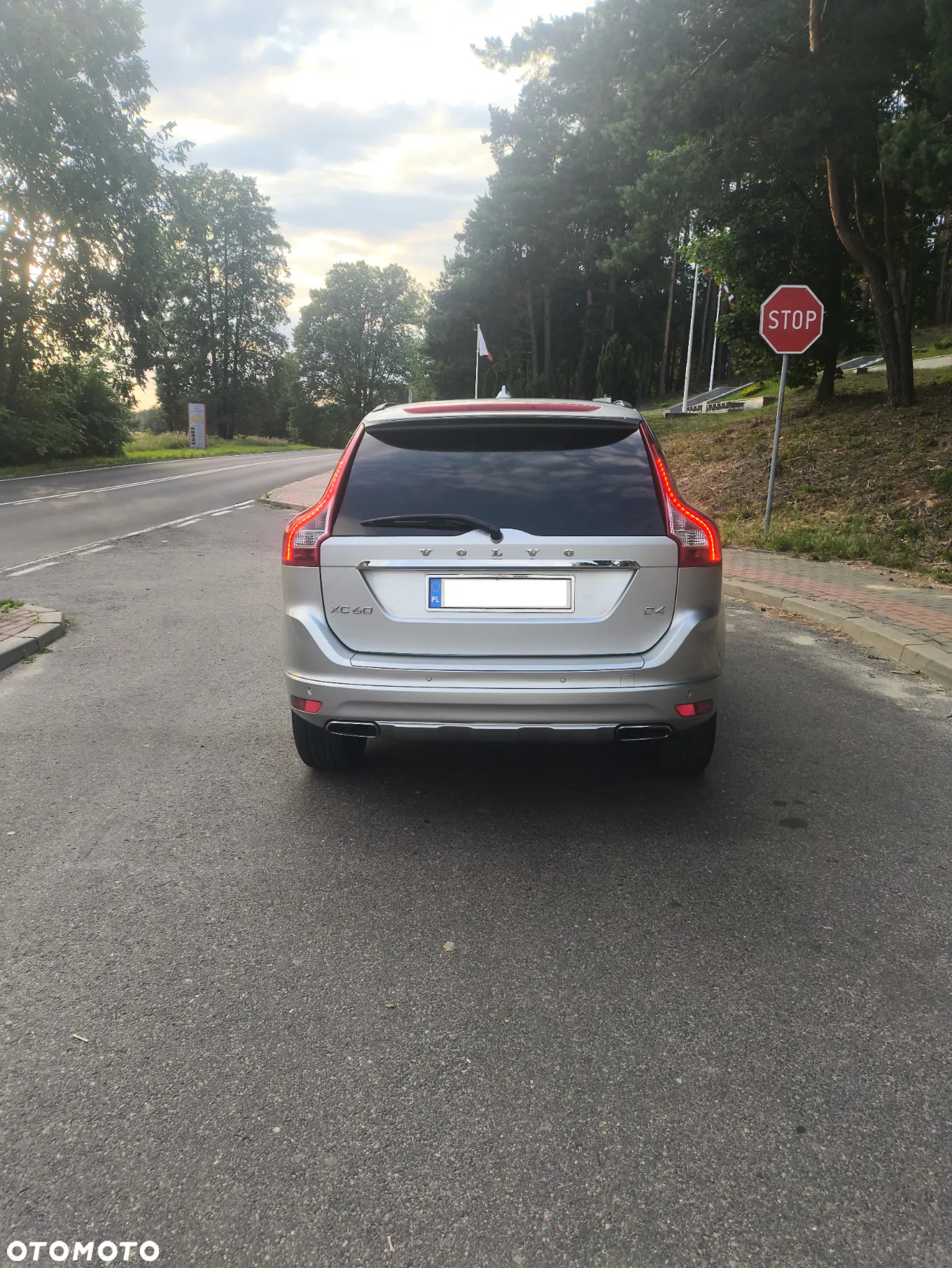 Volvo XC 60 D4 Drive-E Momentum - 5