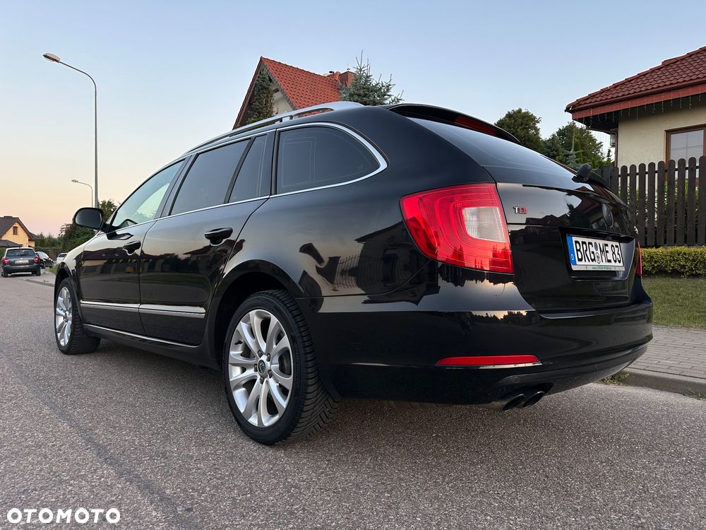 Skoda Superb 2.0 TDI Platinum - 16