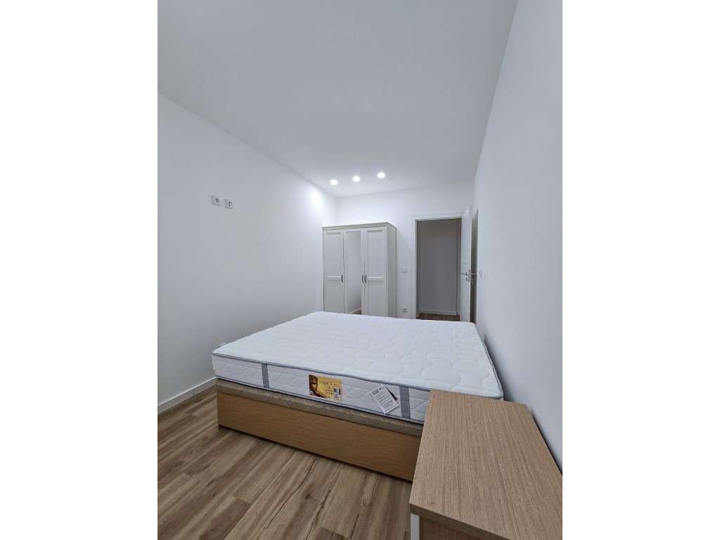 Apartamento T1remodelado para Arrendamento - Grande imagem: 3/19