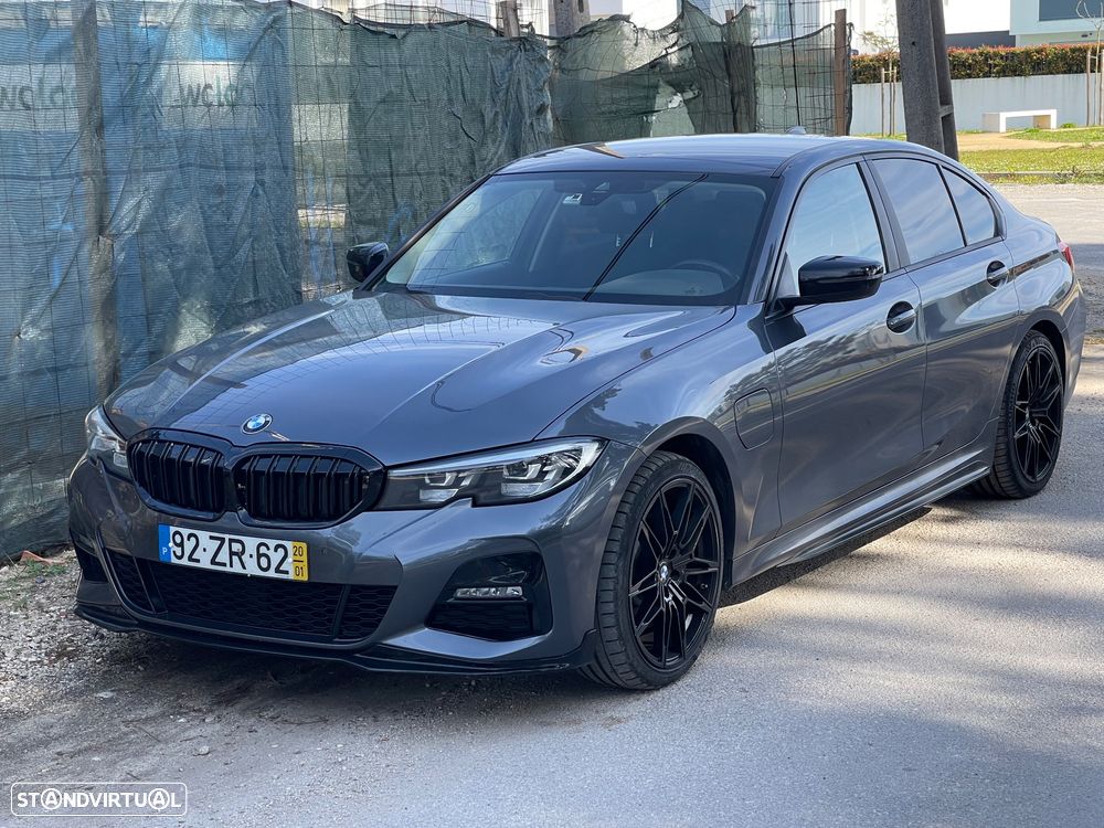 BMW 330 e Pack M Auto - 1