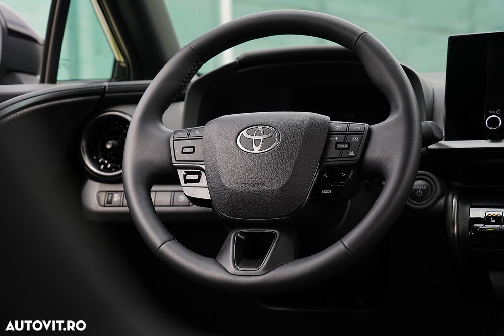 Toyota C-HR 1.8 HSD 122 CP 4x2 CVT Core - 13