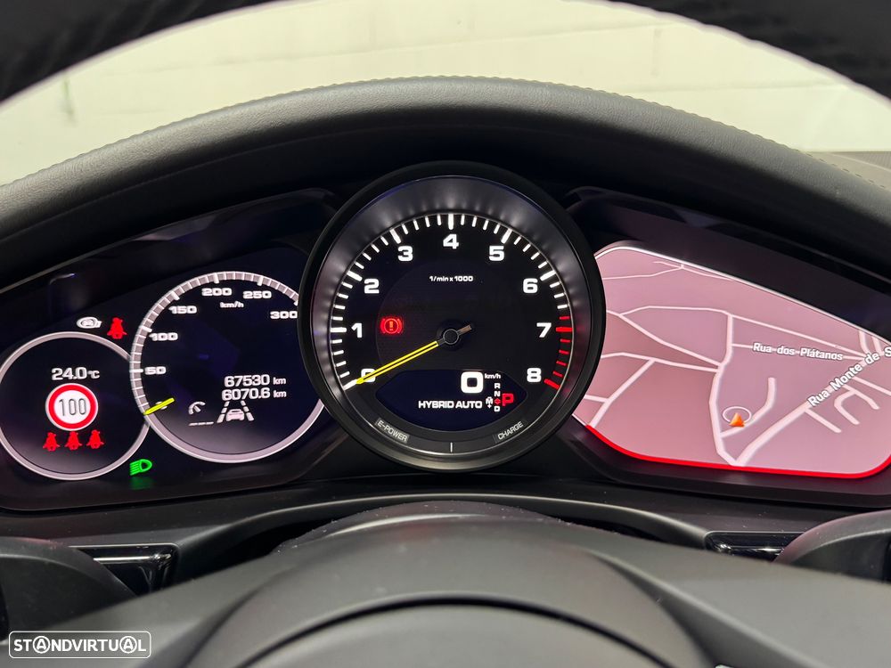 Porsche Panamera Sport Turismo 4 E-Hybrid - 31