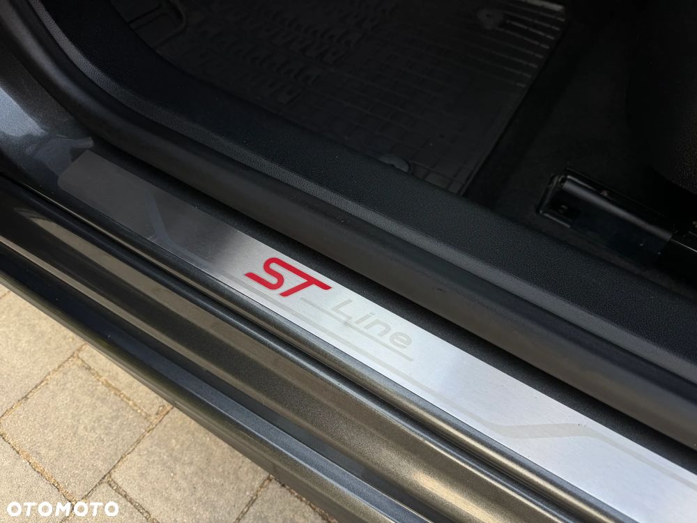 Ford Focus 1.5 EcoBlue ST-Line Business - 32