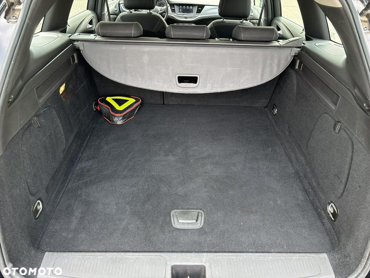 Opel Astra V 1.4 T Edition S&S - 14