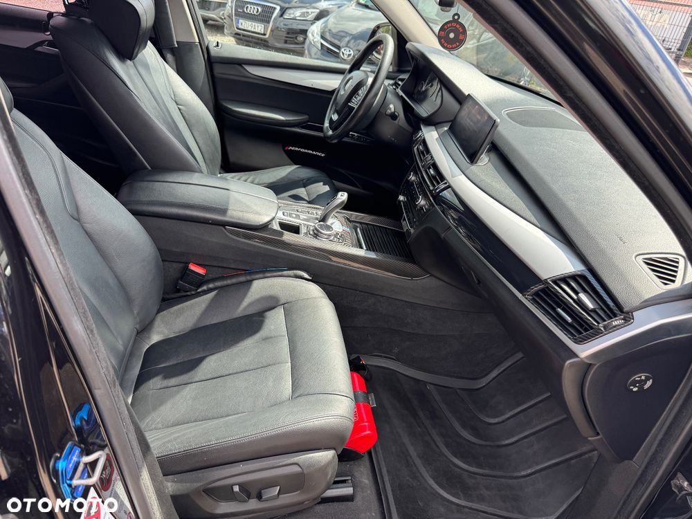 BMW X5 xDrive30d - 28
