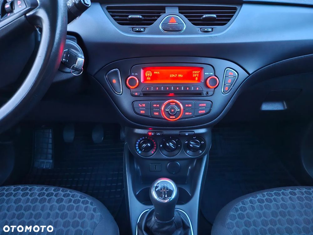 Opel Corsa 1.2 Enjoy - 24