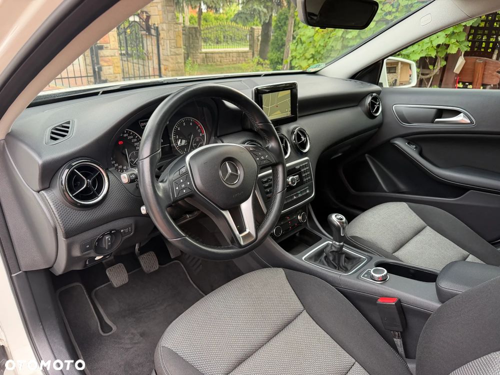 Mercedes-Benz Klasa A 180 (BlueEFFICIENCY) - 14