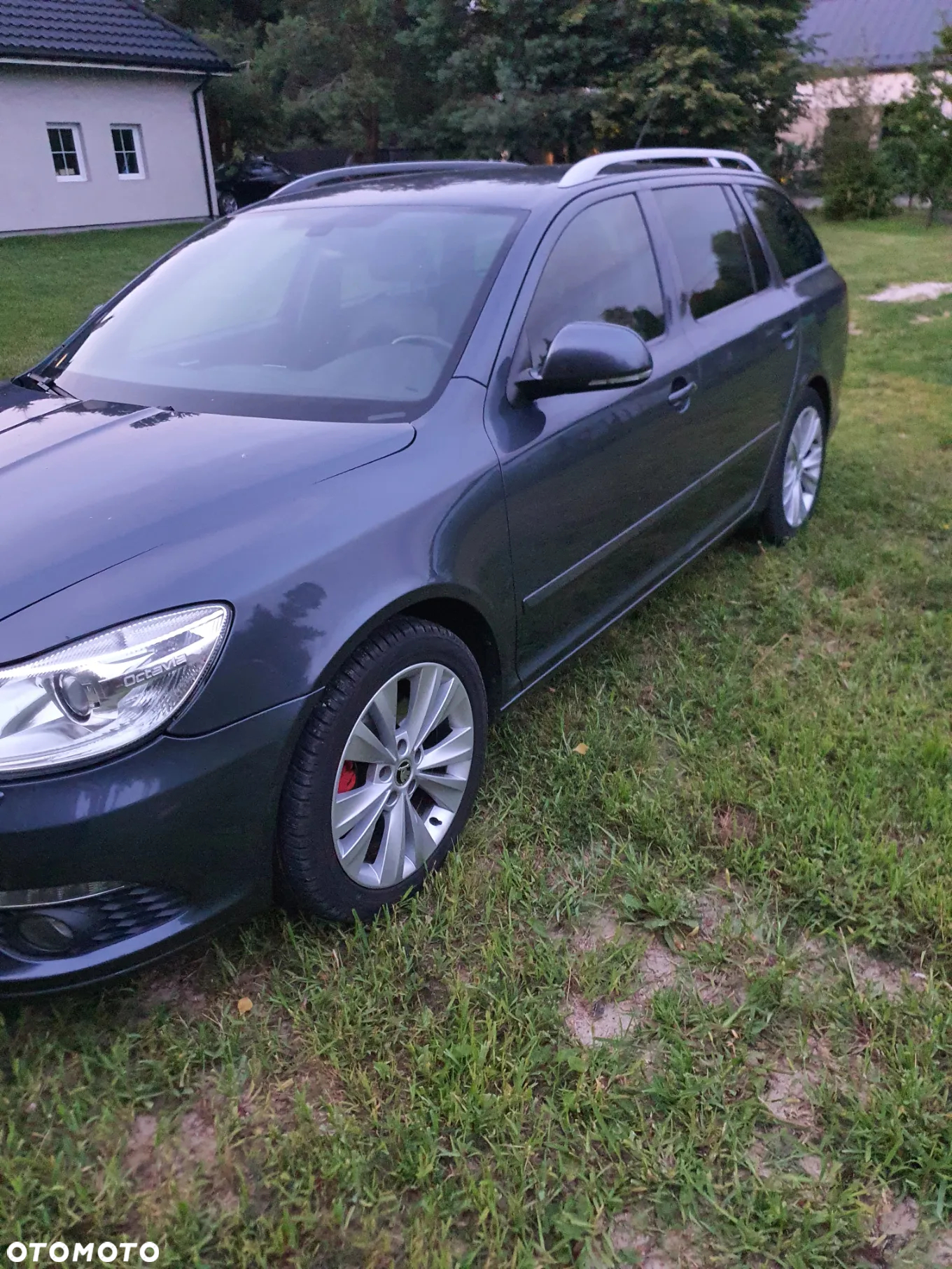 Skoda Octavia 2.0 TDI CR DPF DSG RS - 3