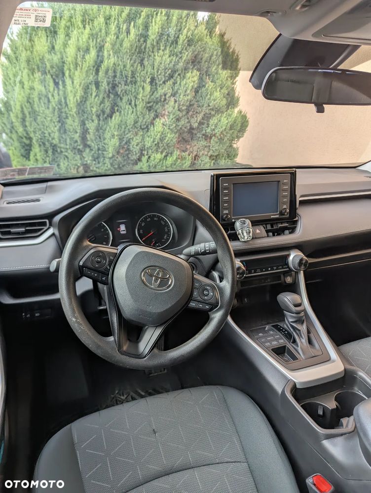 Toyota RAV4 - 36