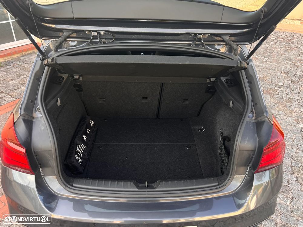 BMW 116 d Edition M Sport Shadow - 8