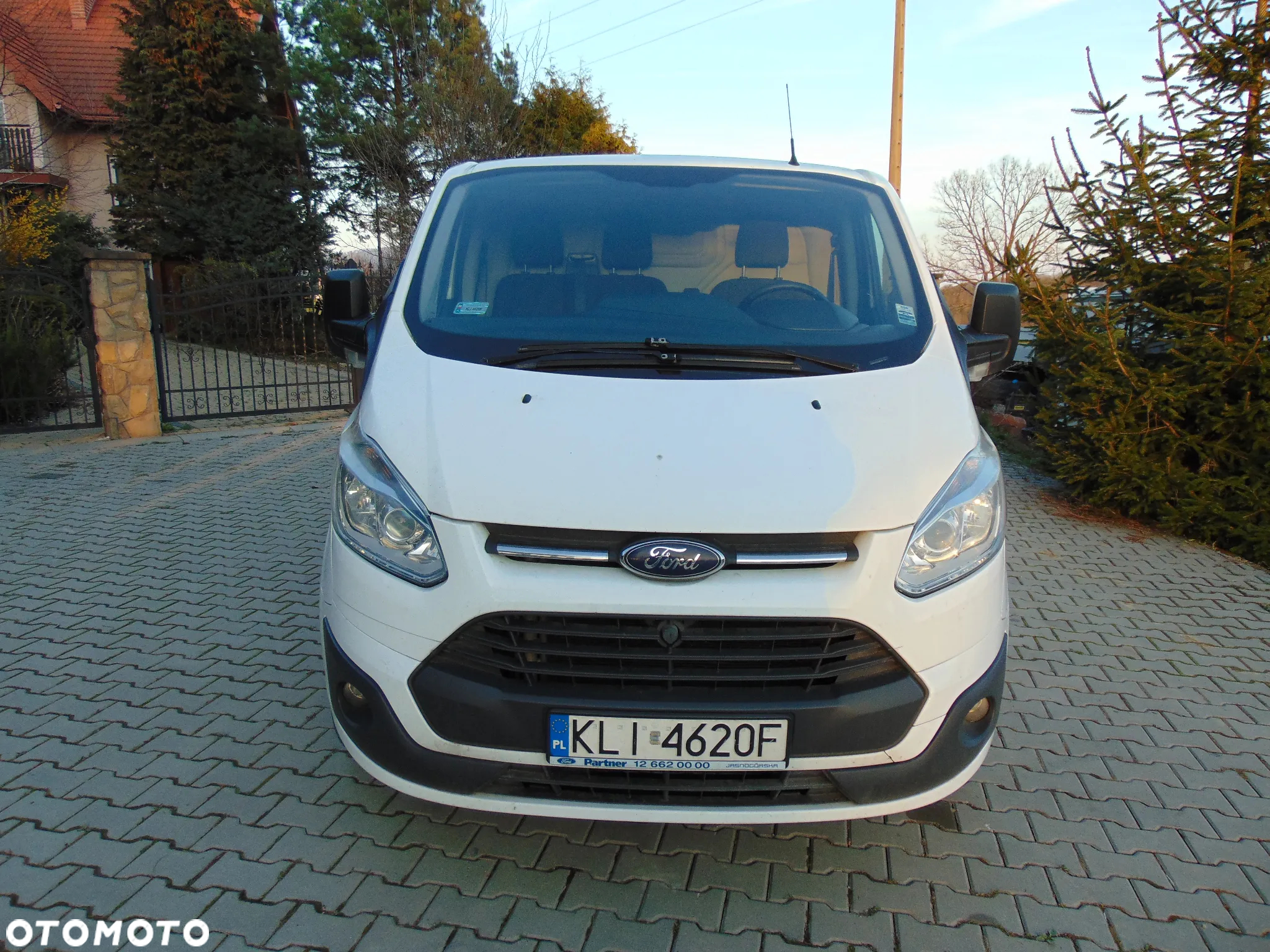 Ford Tranzit Custom - 14