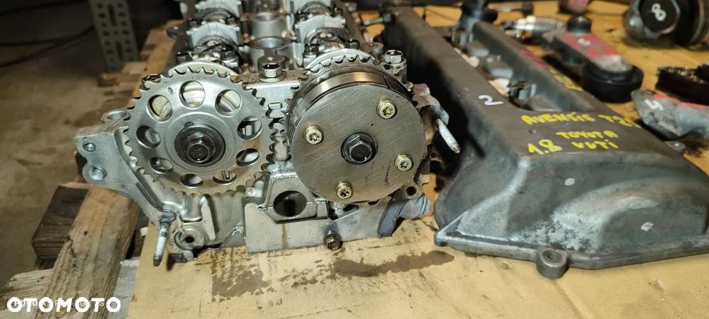 GŁOWICA KOMPLETNA WAŁKI 1.8 VVTI, E1Z-T82, AVENSIS II T25 - 2