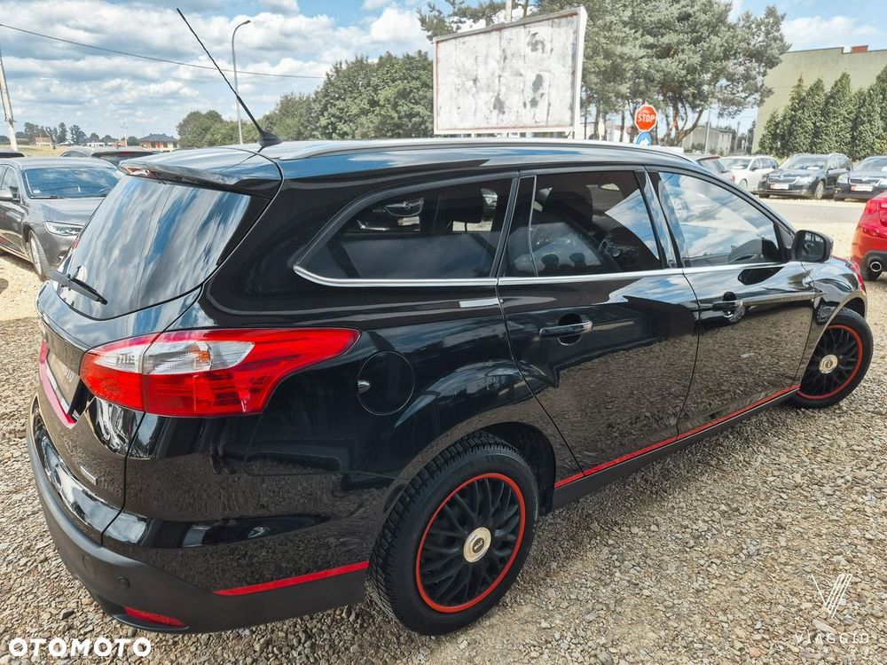 Ford Focus 1.6 EcoBoost Titanium - 4