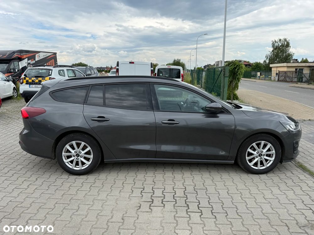 Ford Focus 1.5 EcoBlue SCR Titanium - 4