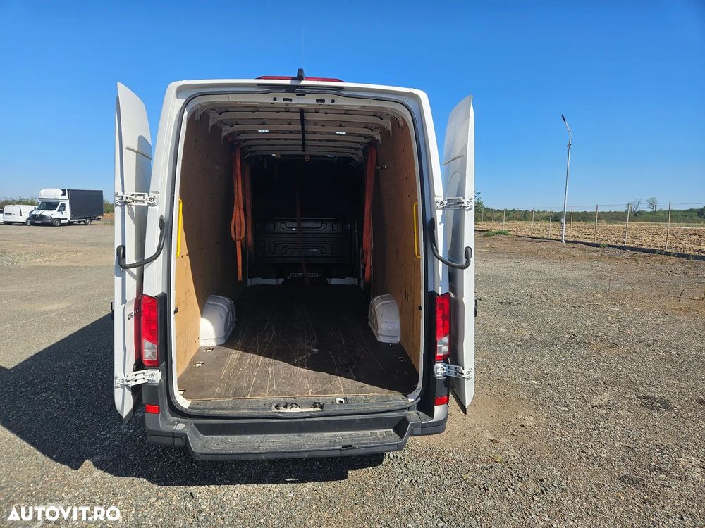 Volkswagen Crafter - 8