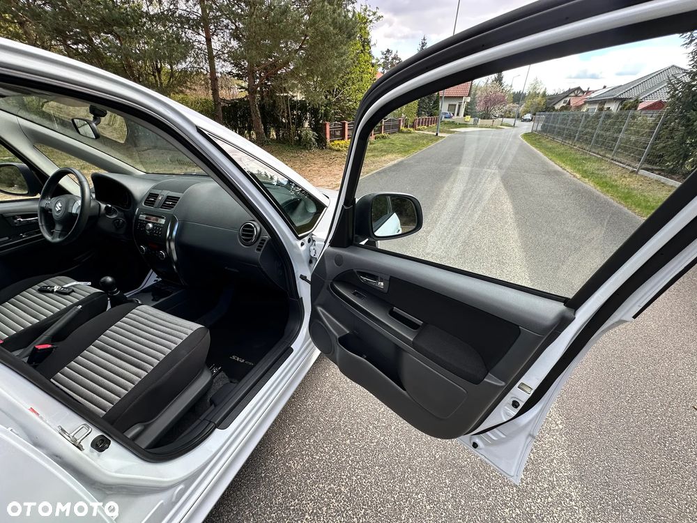 Suzuki SX4 1.6 VVT 4x2 City+ - 29