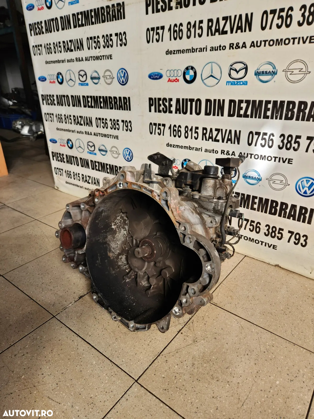 Cutie Viteze Manuala Range Rover Evoque 2.2 Diesel 6+1 Trepte Cod EJ3R 7002 CA An 2013-2014-2015-2016-2017-2018 53.000 Km Reali *Garantie* - Dezmembrari Arad - 3