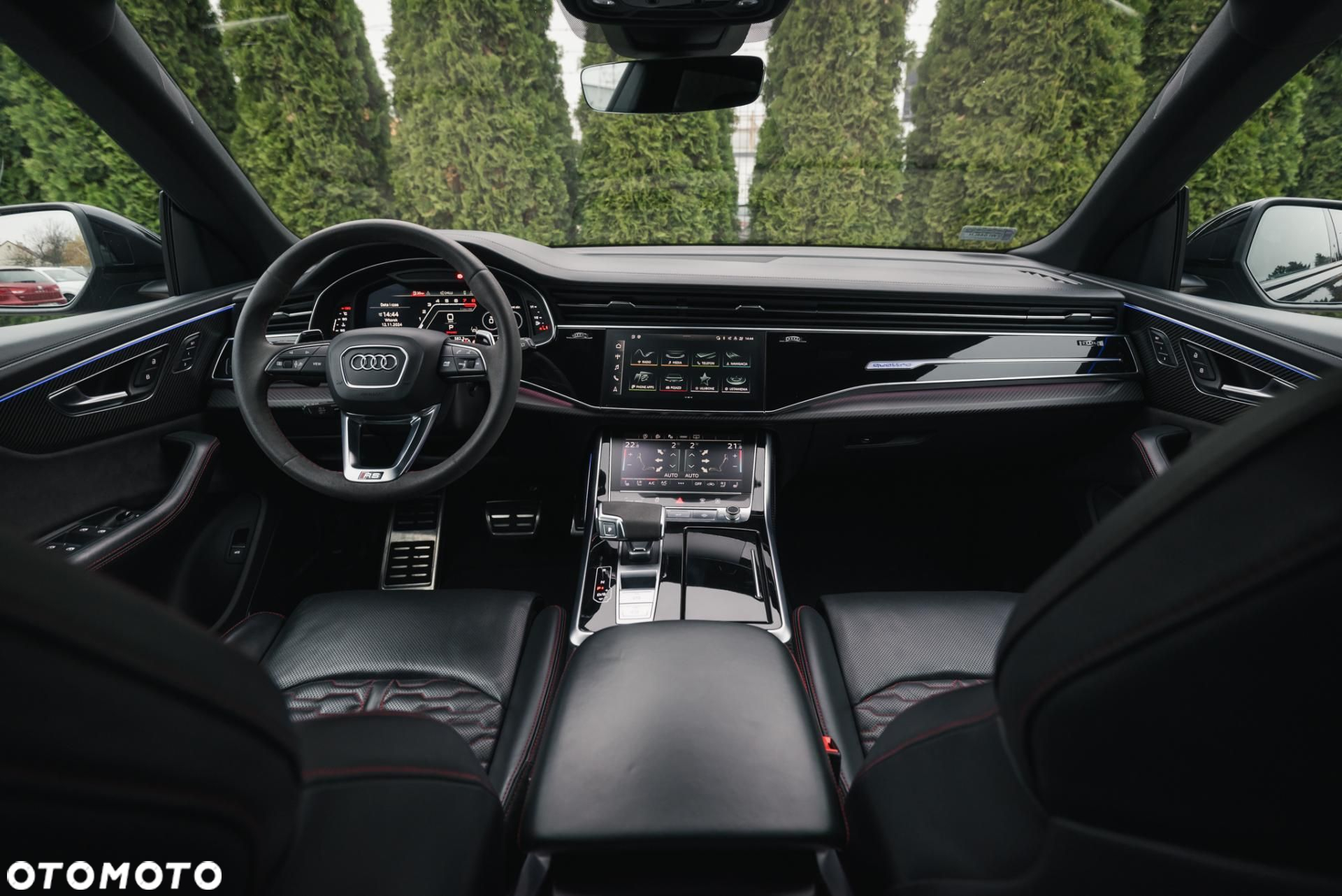 Audi RS Q8 - 10