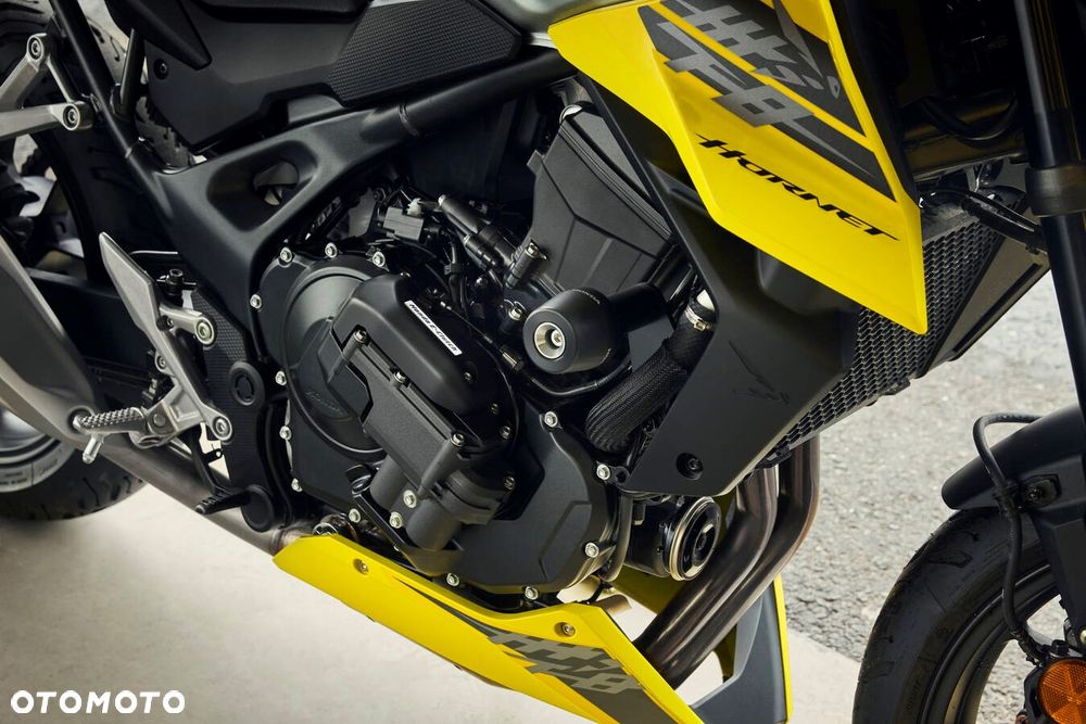 Honda CB - 16