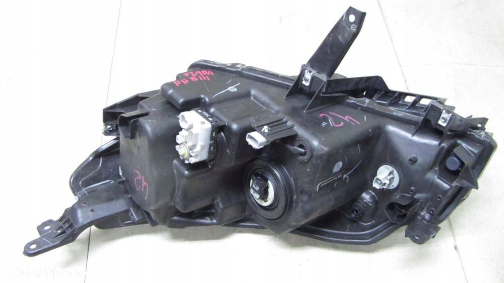 SUZUKI VITARA III LAMPA PRAWA PRZÓD 14- - 4