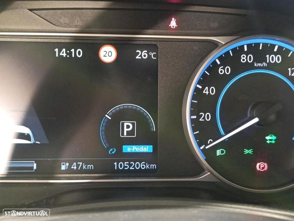 Nissan Leaf N-Connecta - 6