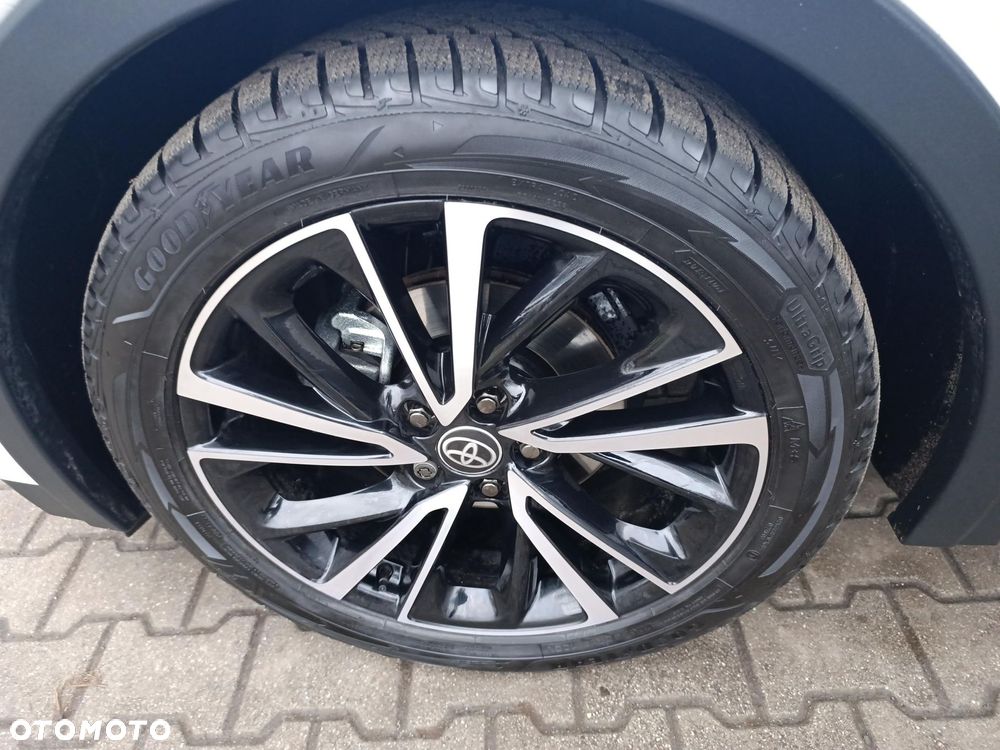 Toyota C-HR 1.8 Hybrid Executive - 19