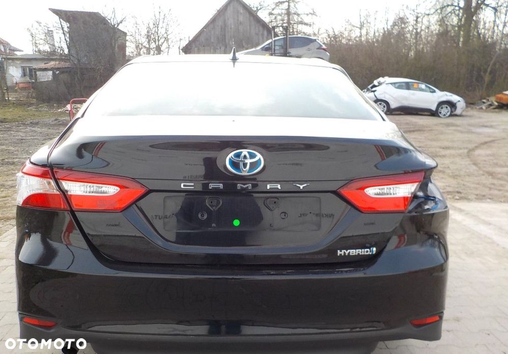 Toyota Camry - 7