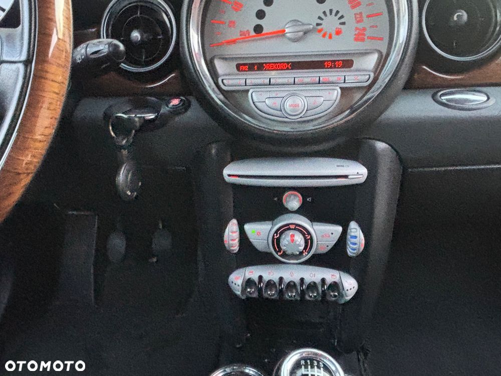 MINI Cooper 50 Camden - 10