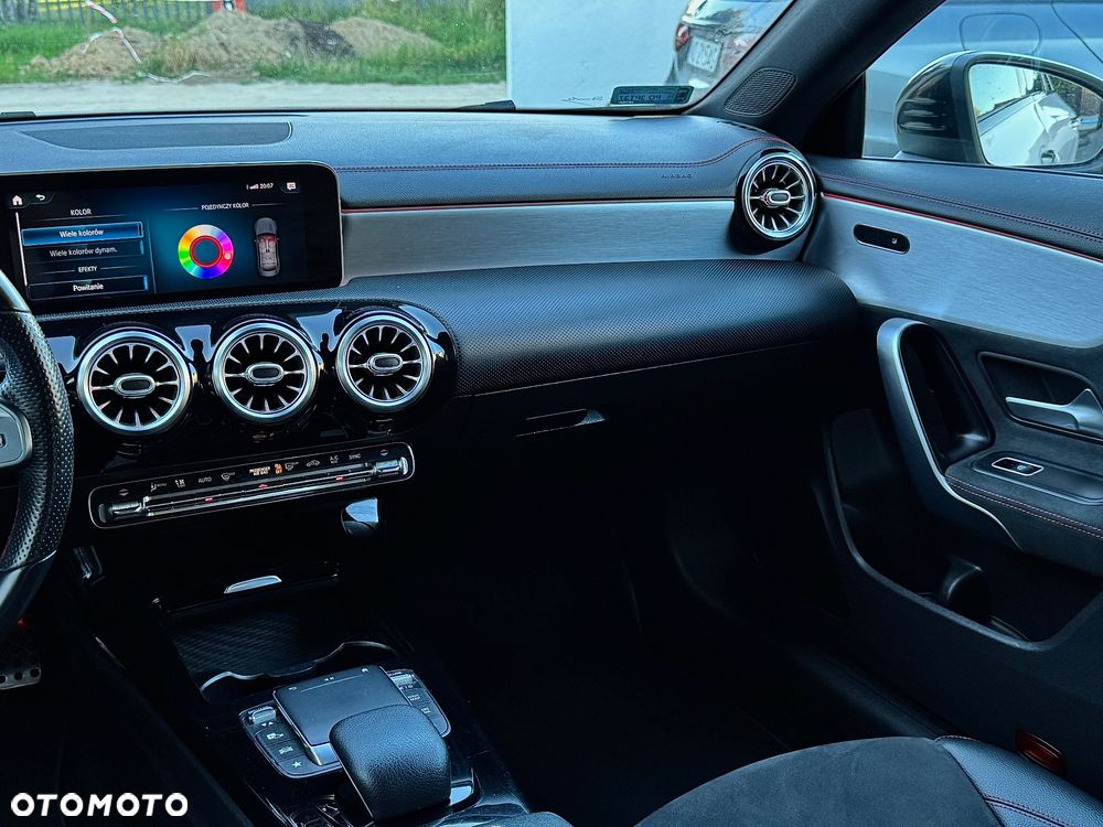 Mercedes-Benz CLA 200 AMG Line 7G-DCT - 21