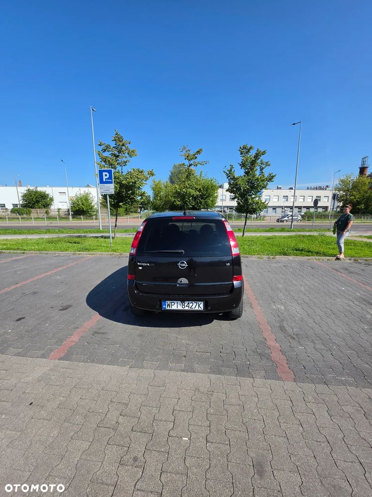 Opel Meriva 1.8 16V Cosmo Easytronic - 3