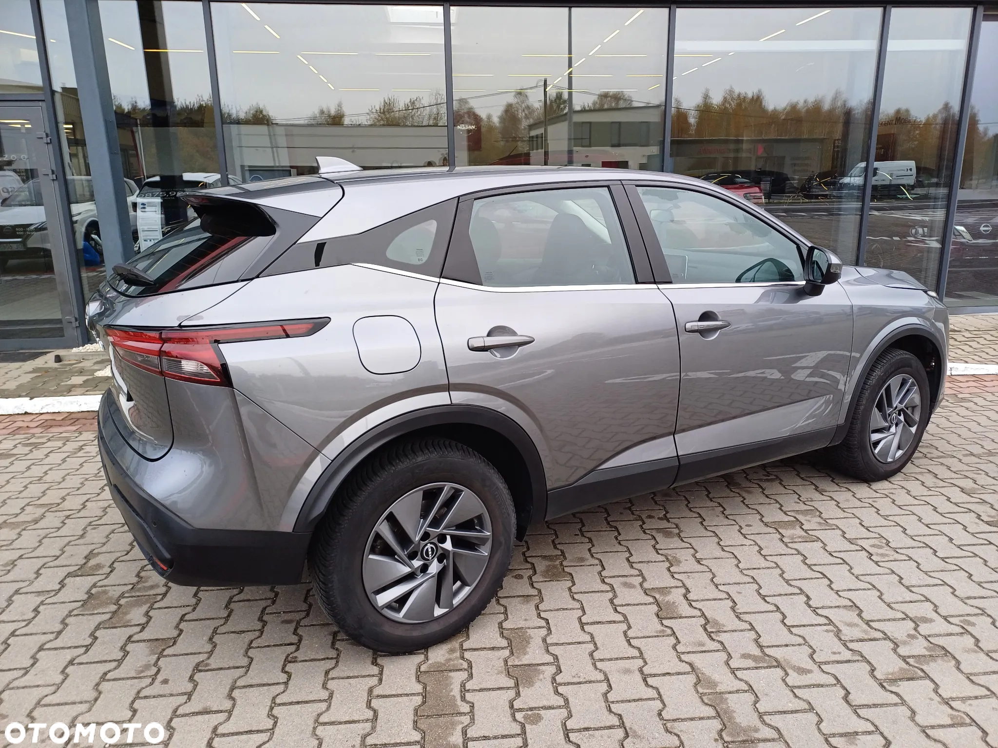 Nissan Qashqai - 2