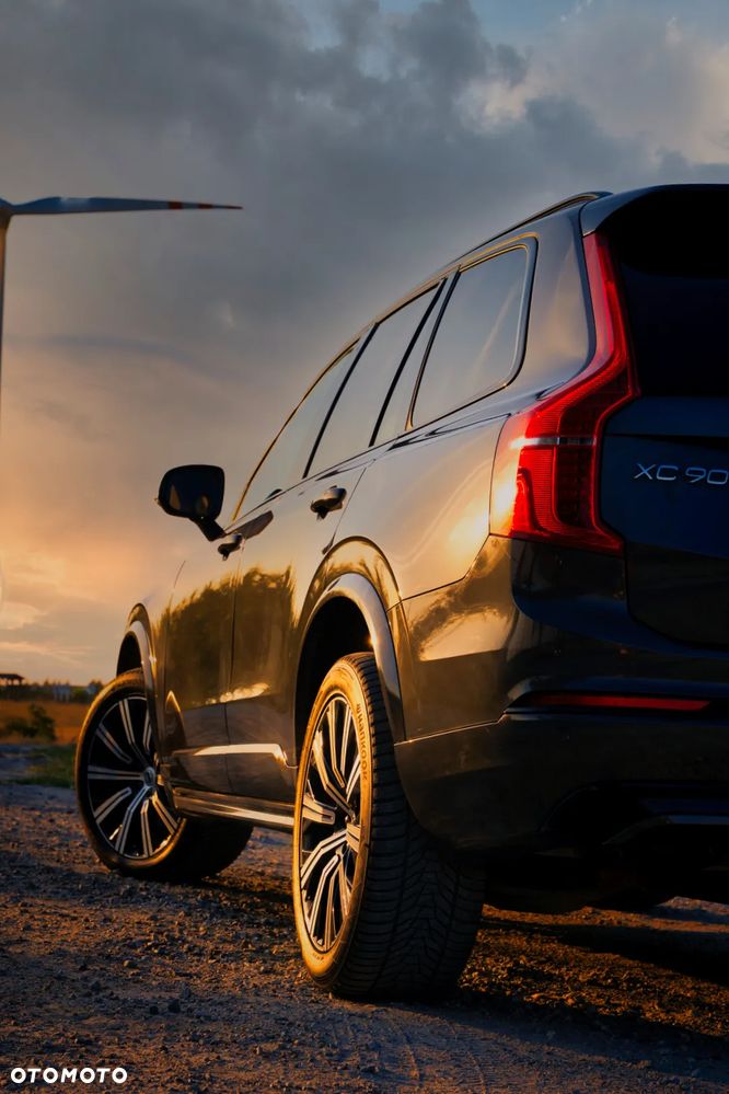 Volvo XC 90 B5 D AWD Plus Dark 7os - 19