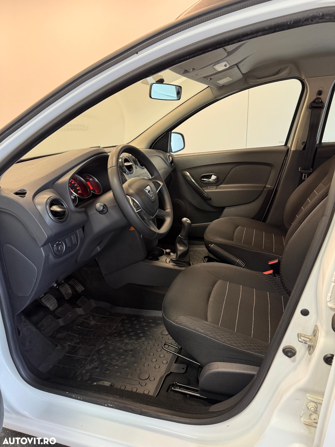 Dacia Logan MCV 1.5 Blue dCi Laureate - 10