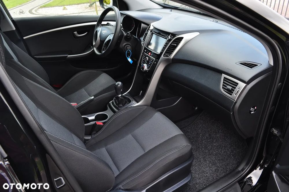 Hyundai i30 1.4 Fifa World Cup Edition - 6
