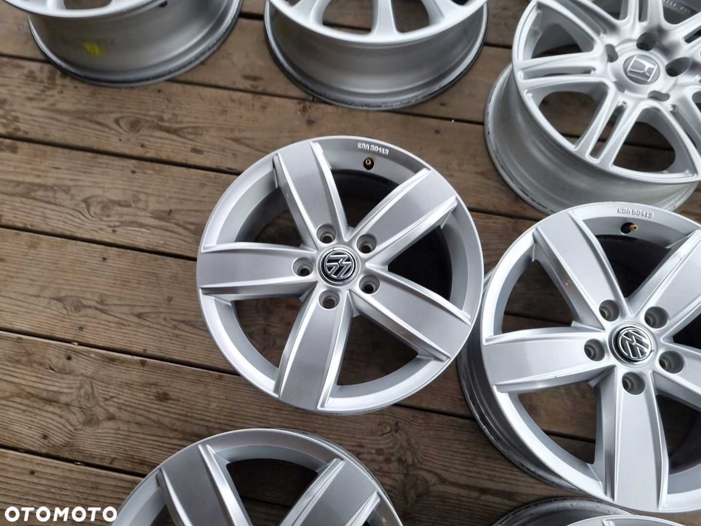 VW 5TA,T0URAN,GOLF,SEAT LEON 3,AUDI ,SKODA alu 6,5X16 ET48 5X112 bdb stan - 5