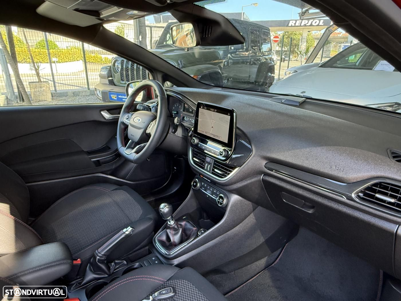 Ford Fiesta 1.0 EcoBoost ST-Line - 40