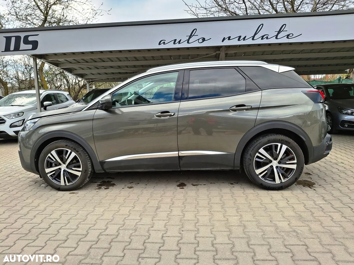 Peugeot 3008 1.2 PureTech S&S EAT8 Allure - 3
