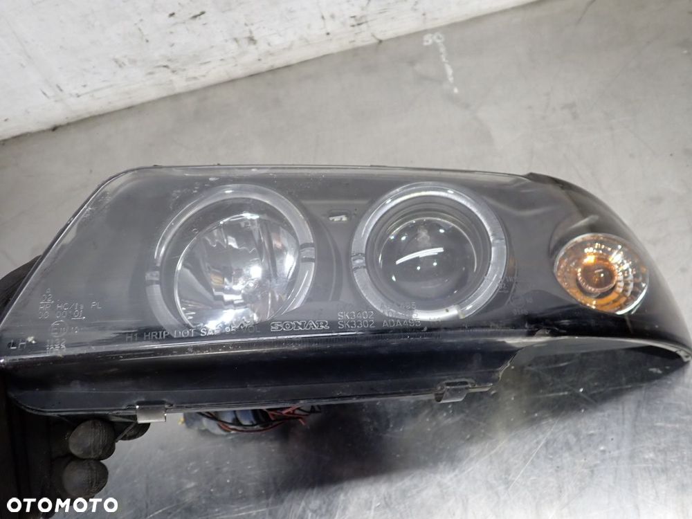 LAMPA LEWA PRZEDNIA SOCZEWKA AUDI A4 B5 - 10