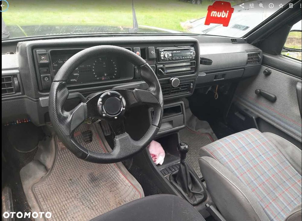 Volkswagen Golf - 2