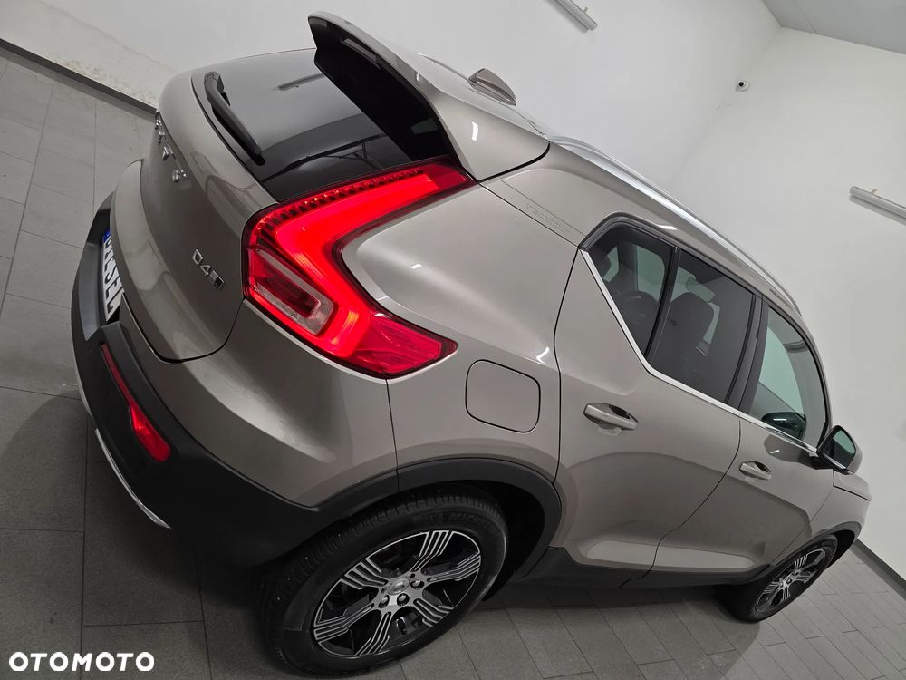Volvo XC 40 D4 AWD Geartronic Inscription - 35