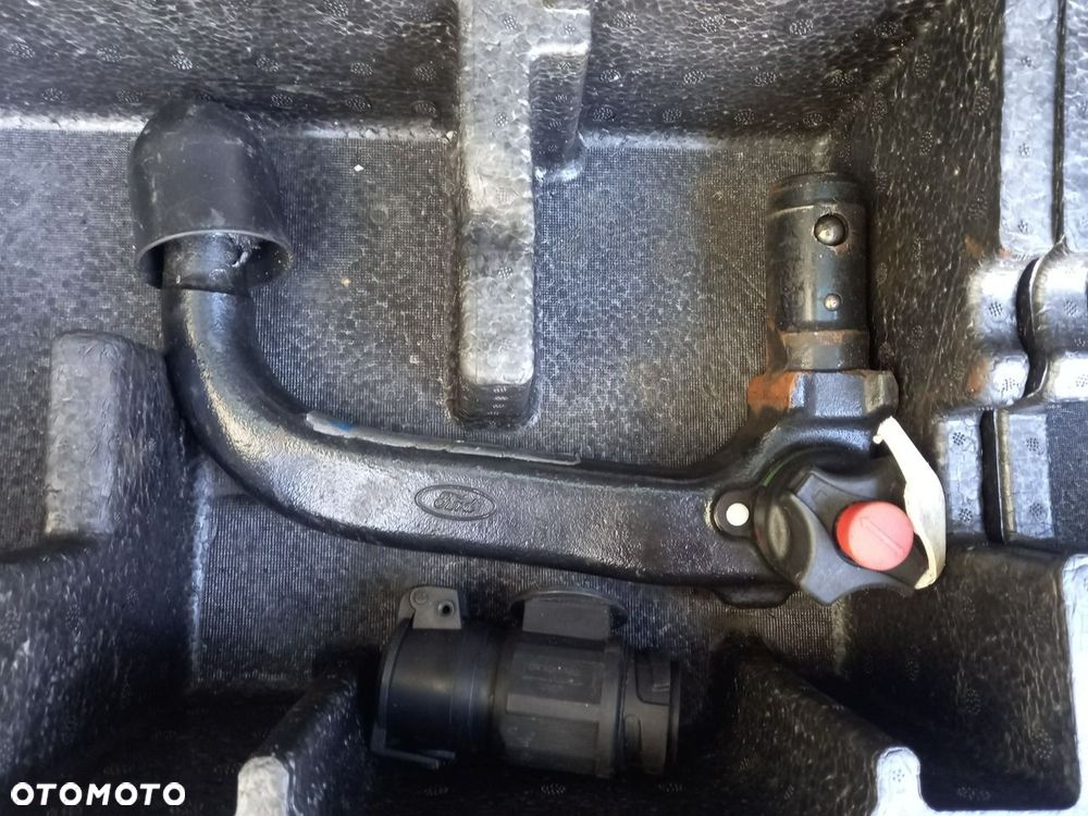 Ford Kuga 2.0 TDCi FWD Titanium - 18