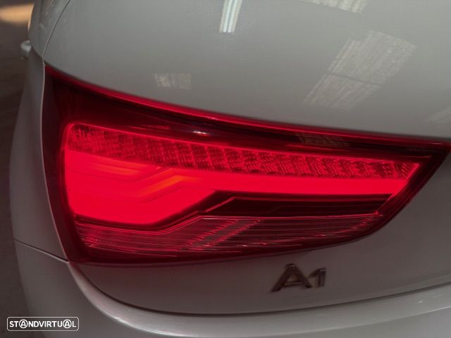 Audi A1 Sportback 1.0 TFSI S-line - 10